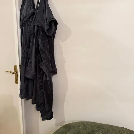 Stylish In Old Town Cozy & Apartament Linz