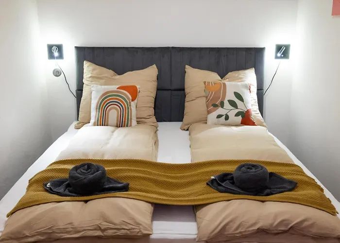 Stylish In Old Town Cozy & Lägenhet Linz